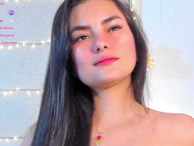 violethilton's BongaCams show and profile