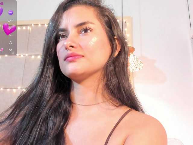 violethilton's BongaCams show and profile