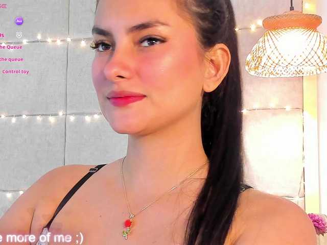 violethilton's BongaCams show and profile