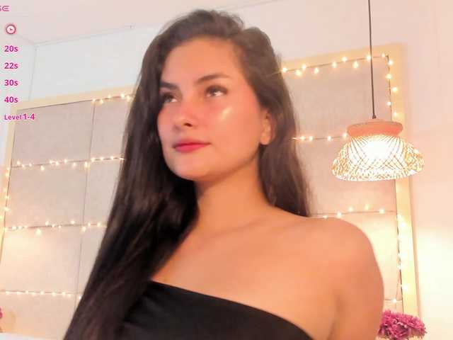 violethilton's BongaCams show and profile