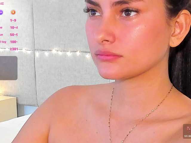 violethilton's BongaCams show and profile