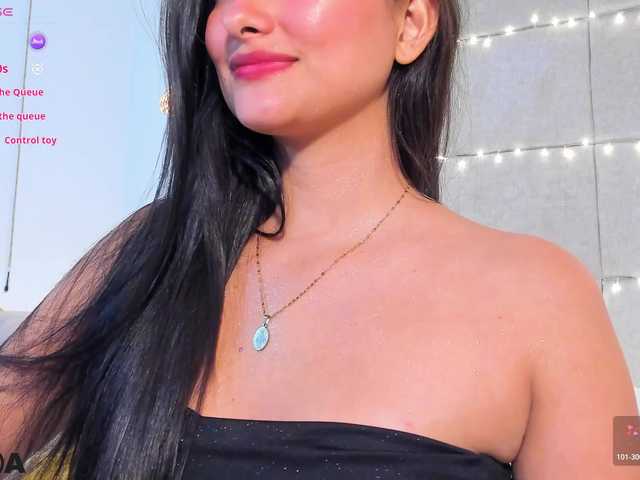 violethilton's BongaCams show and profile