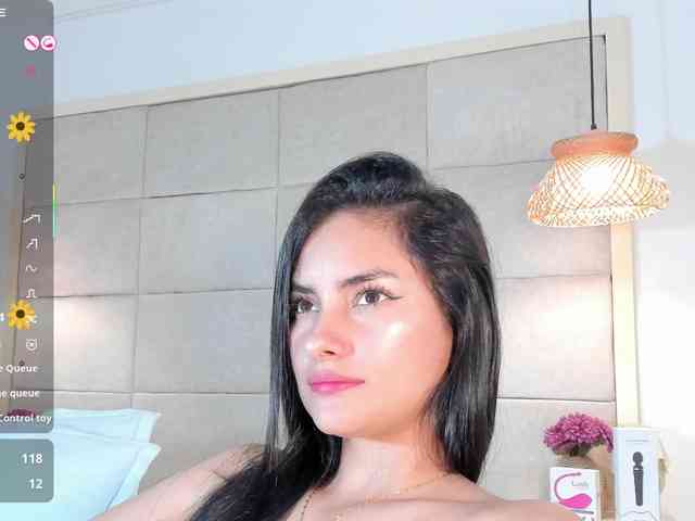 violethilton webcam