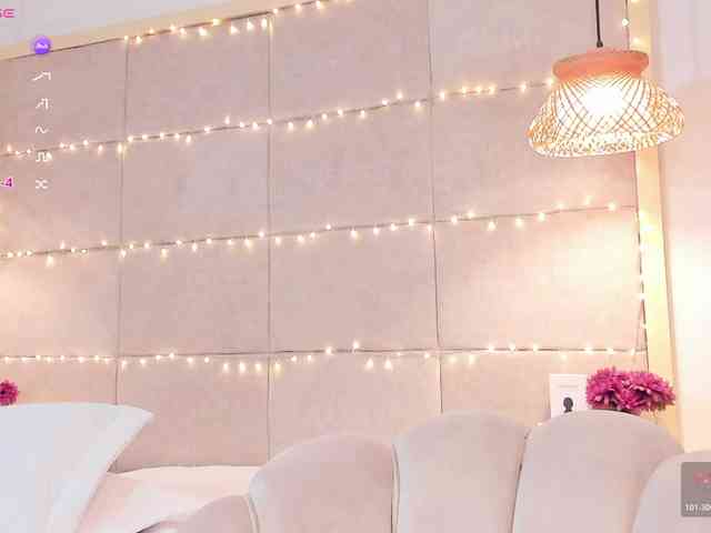 violethilton violethilton