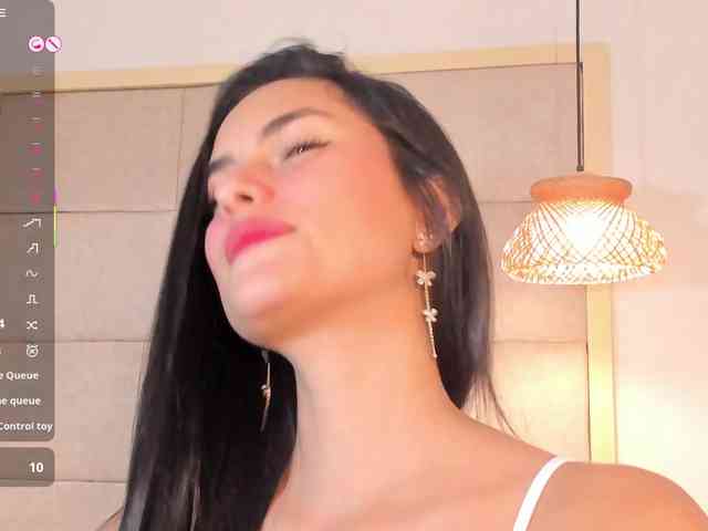 violethilton webcam