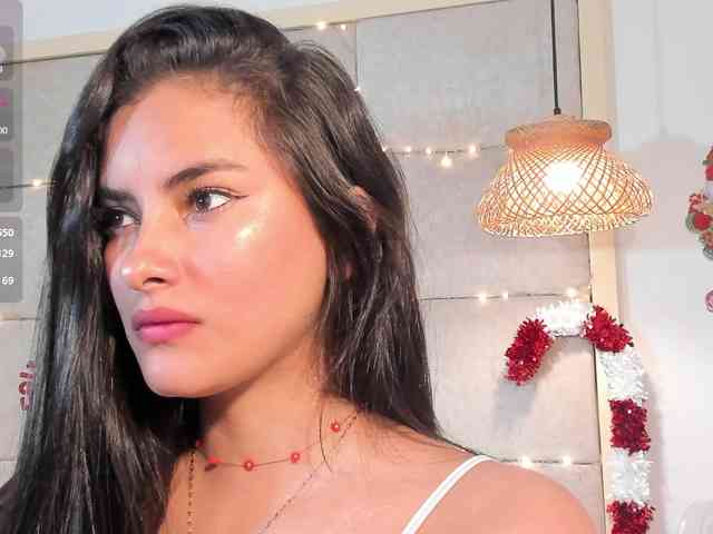 violethilton violethilton