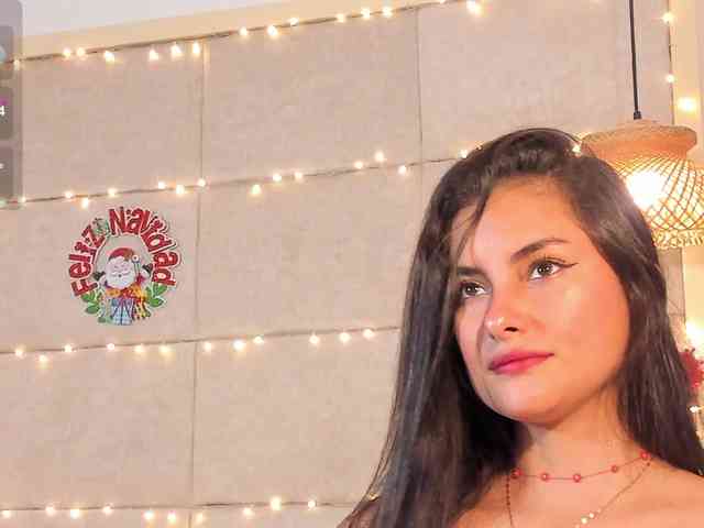 violethilton violethilton