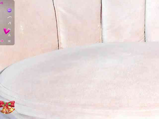 violethilton violethilton