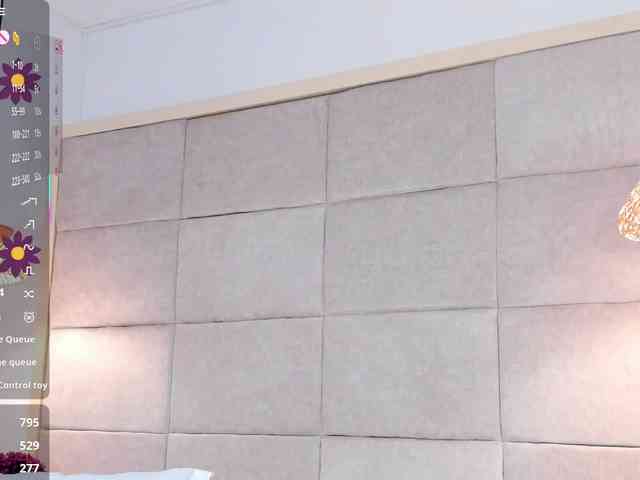 violethilton webcam