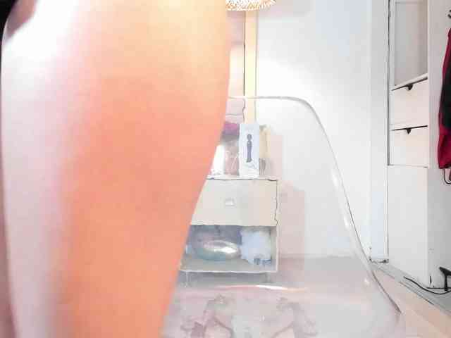 violethilton webcam
