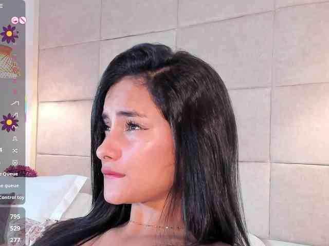 violethilton webcam