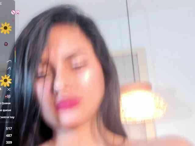 violethilton webcam