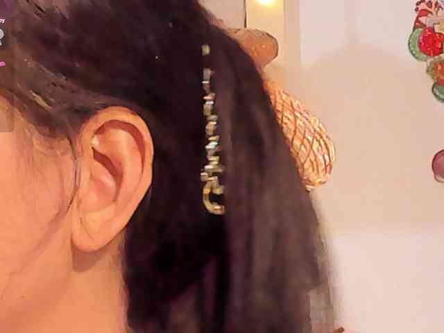 violethilton violethilton