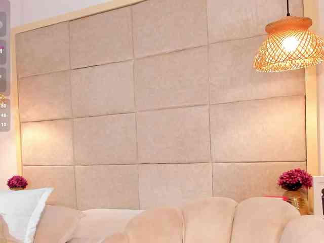 violethilton violethilton