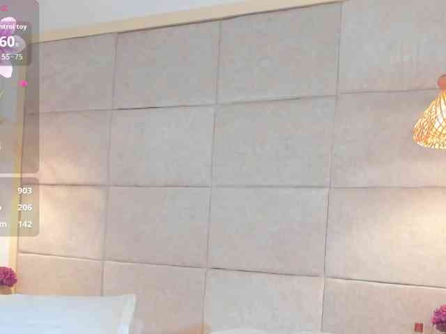 violethilton webcam