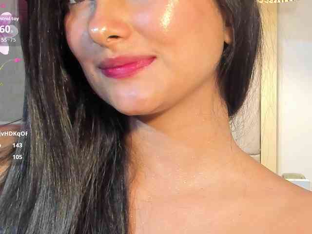 violethilton Live Webcam on BongaCams