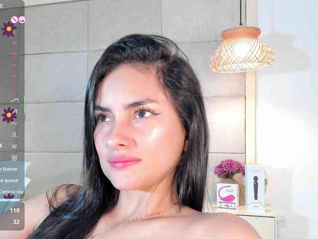 violethilton webcam
