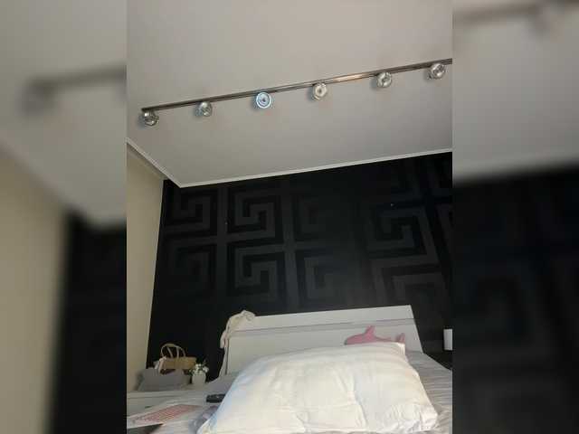 go to chat with -Sara-