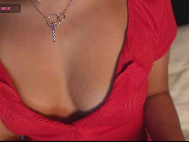 Sara-'s webcam live show