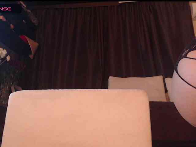 Sara-'s webcam live show