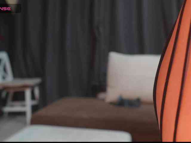 Sara-'s webcam live show