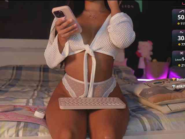 -Sara- webcam