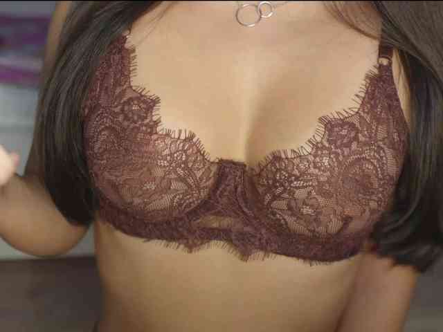 -Sara- webcam