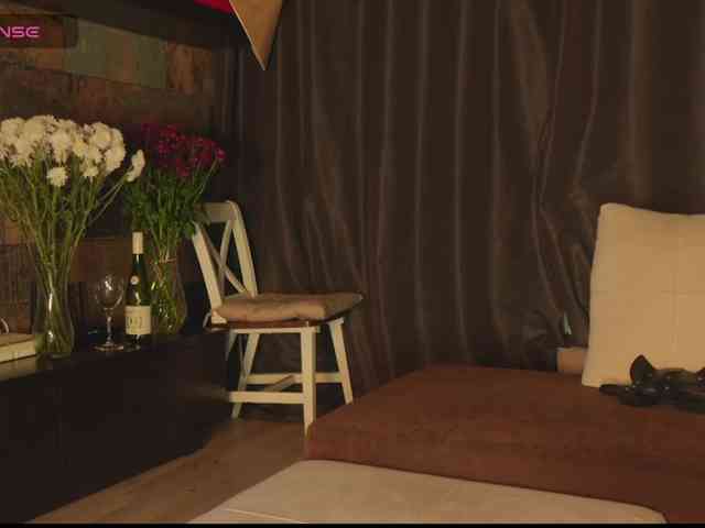 Sara-'s webcam live show