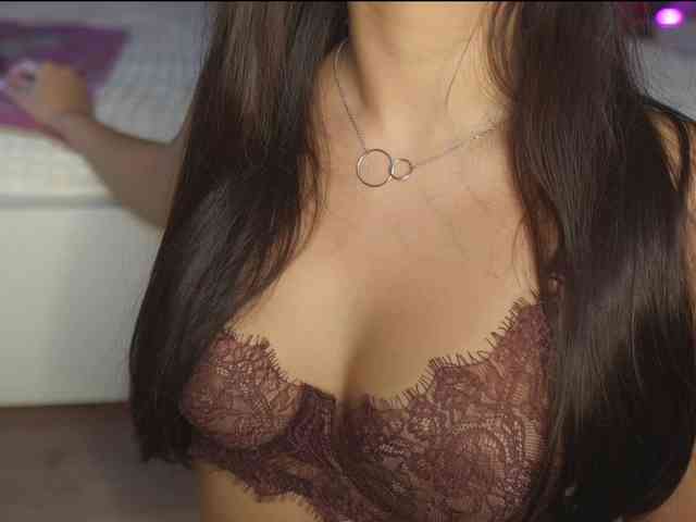 -Sara- webcam