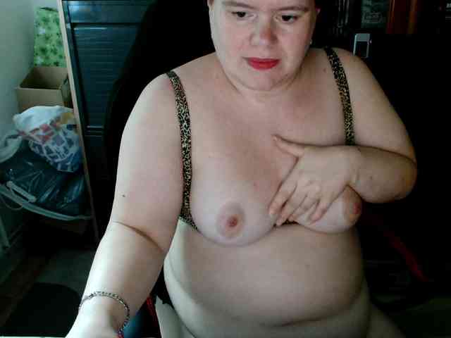 Bbwnicole5 webcam
