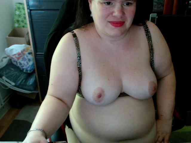 Bbwnicole5 webcam