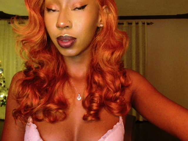 adriana-crystal23 Live Cam on BongaCams