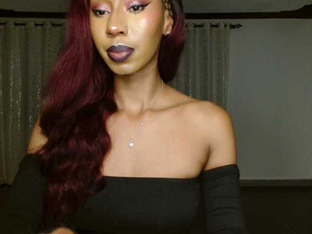 adriana-crystal23 from BongaCams is Freechat