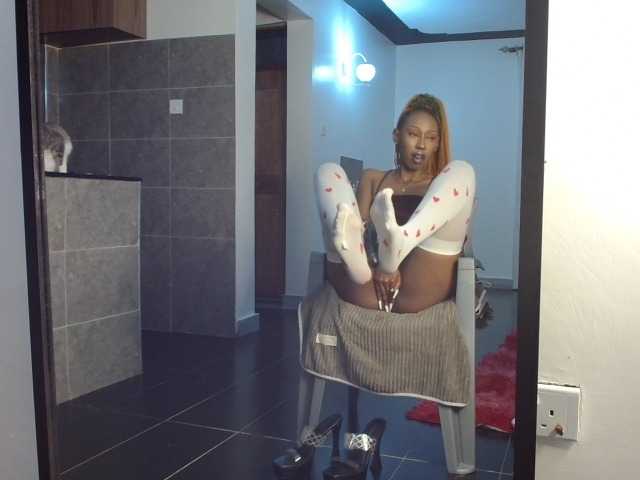 adriana-crystal23's BongaCams show and profile