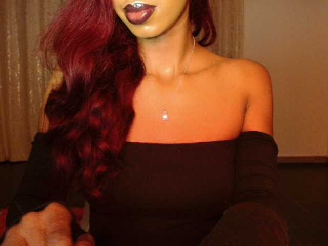 adriana-crystal23 from BongaCams