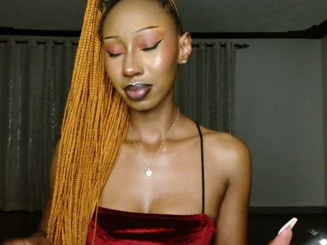 adriana-crystal23's BongaCams show and profile