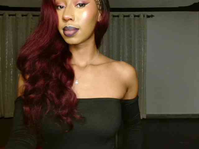 adriana_crystal webcam