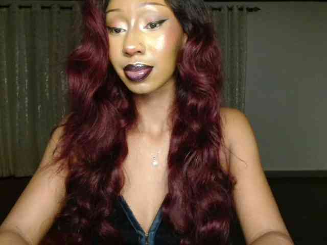 adriana_crystal webcam