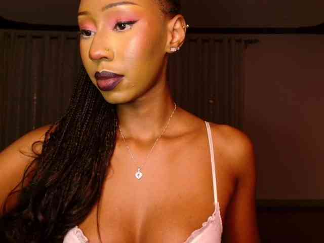 adriana_crystal webcam