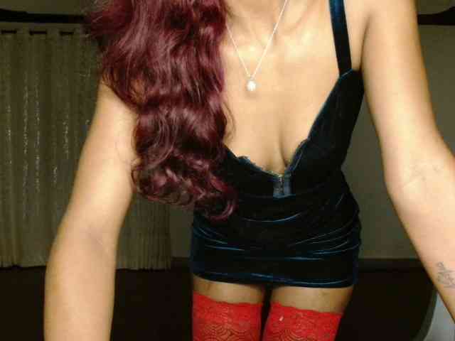 adriana_crystal webcam