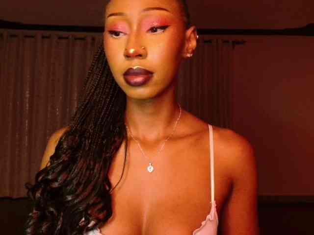 adriana_crystal webcam