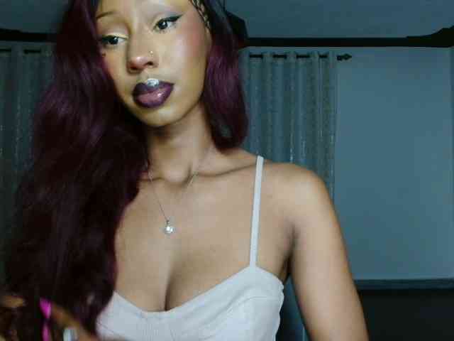 adriana_crystal webcam