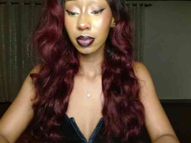 adriana_crystal webcam