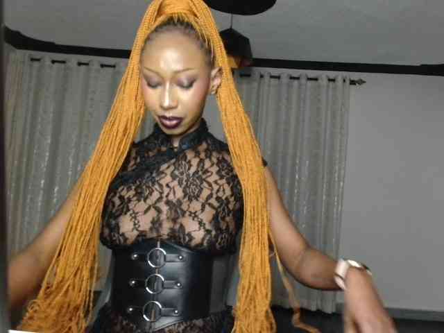 adriana_crystal webcam