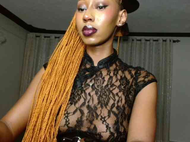 adriana_crystal webcam