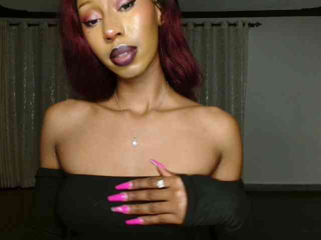 adriana_crystal webcam