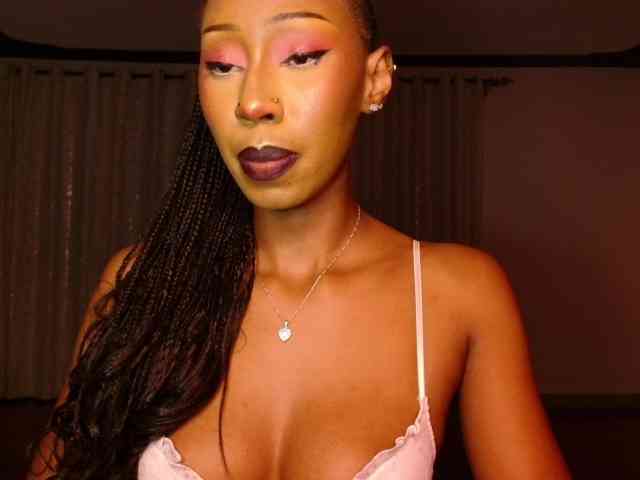 adriana_crystal webcam