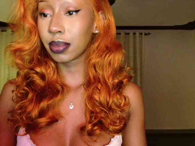 adriana_crystal webcam