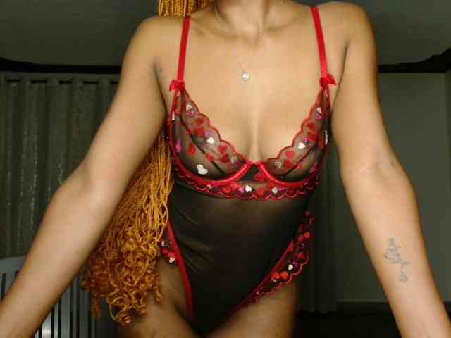 adriana_crystal webcam