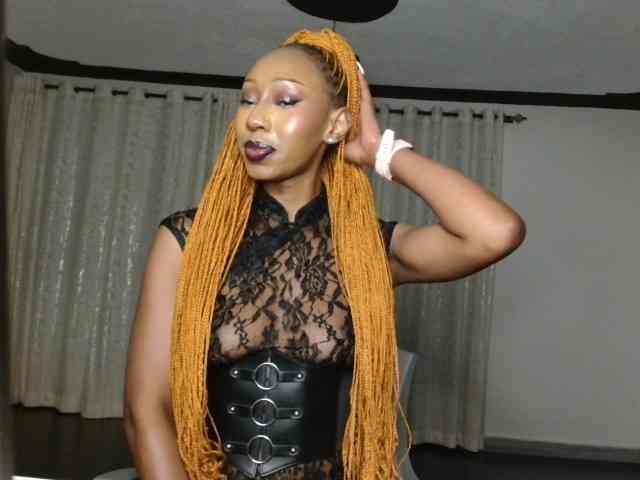 adriana_crystal webcam